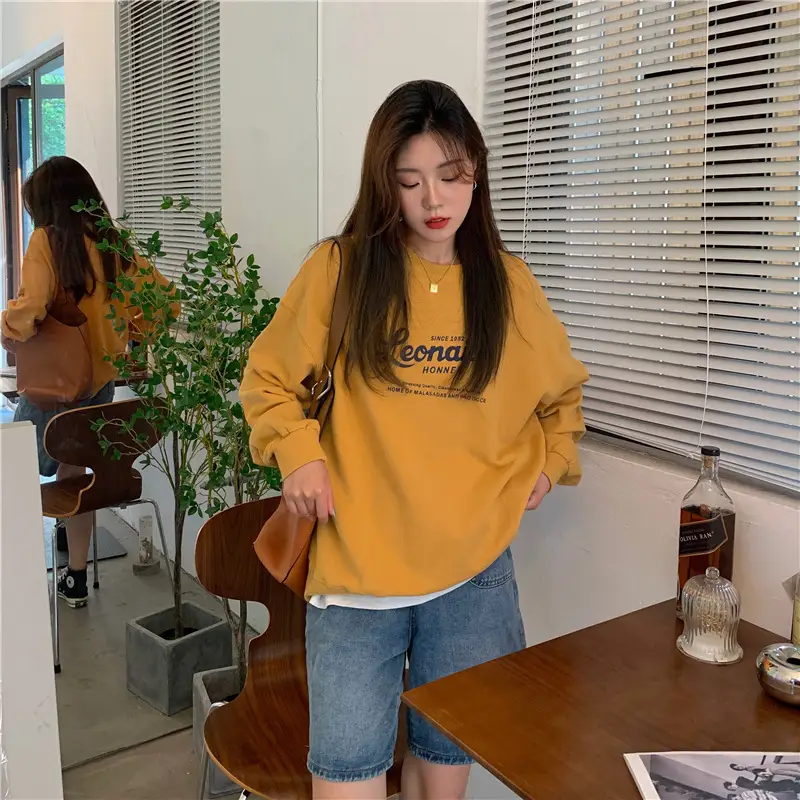 2022 Women Raglan Back Printed Sweatshirt Yellow — feature 28
