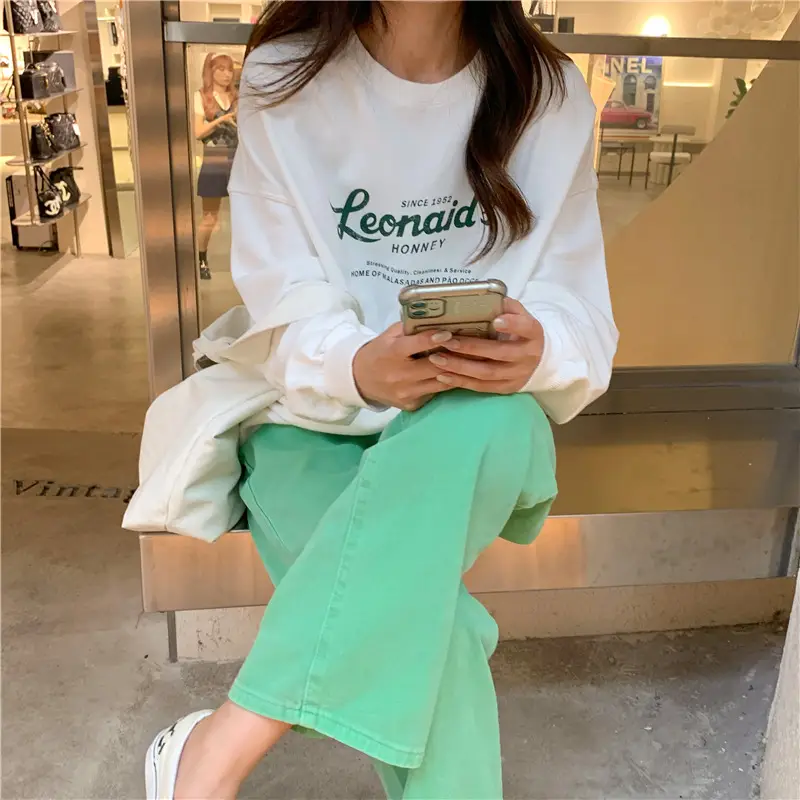 2022 Women Raglan Back Printed Sweatshirt Yellow — feature 6
