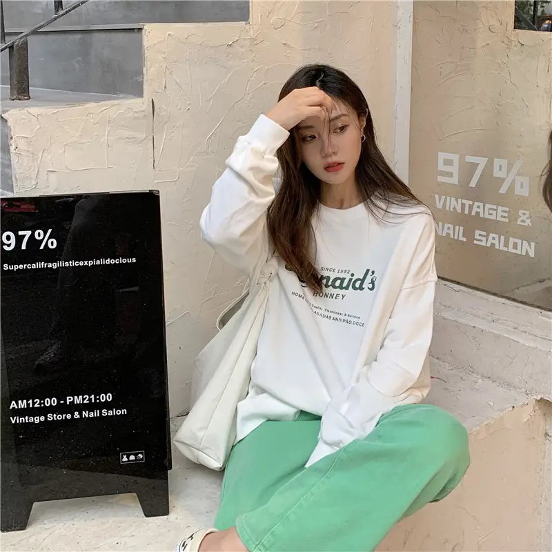 2022 Women Raglan Back Printed Sweatshirt Yellow — feature 8