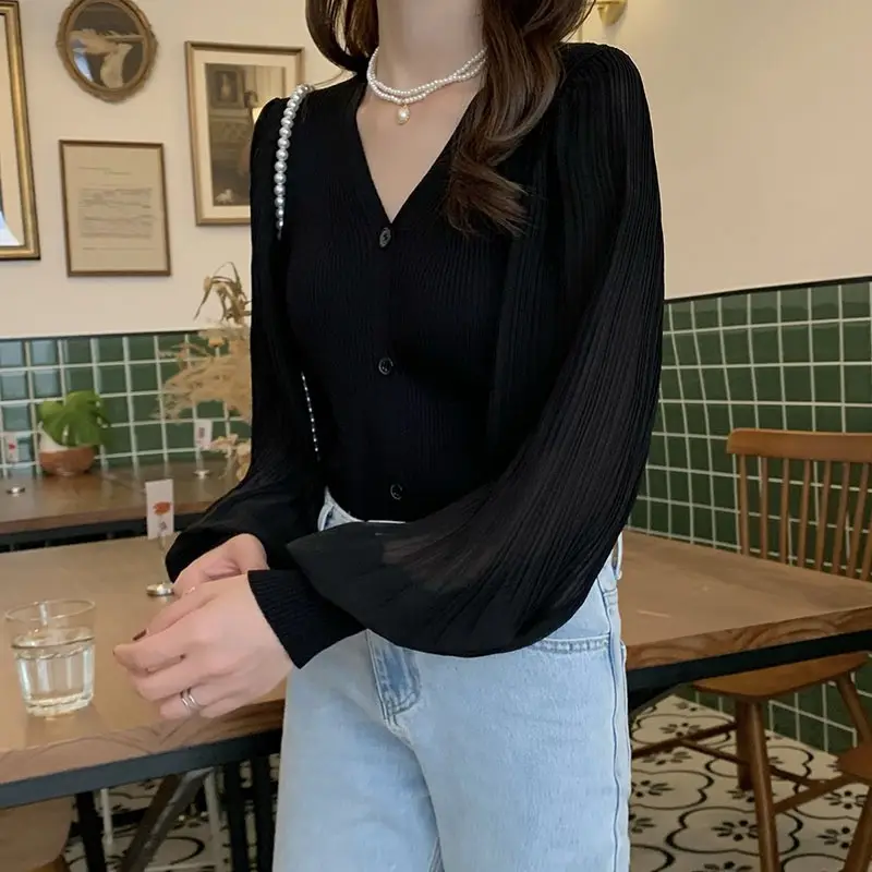 Women's V-Neck Chiffon Sleeveless Sweater 2023 — feature 8
