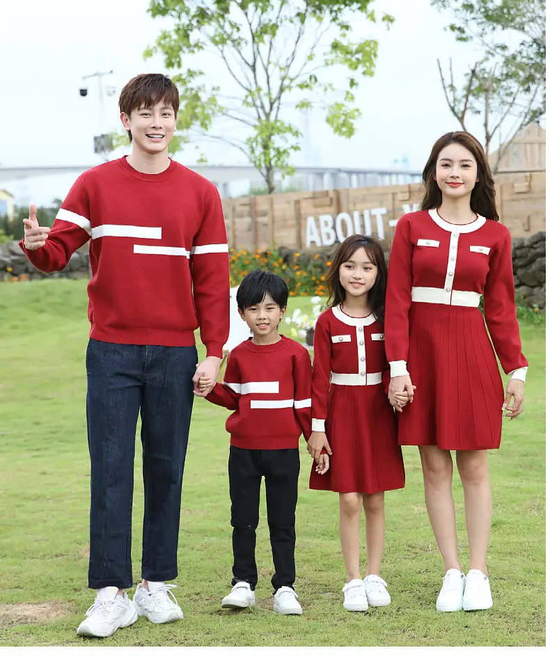 Red Knitwear Family Set for Mother Daughter Winter Wear — feature 23