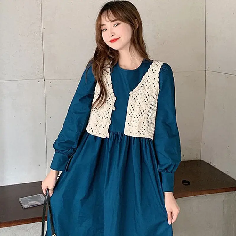 Women's Green Lace-Up Hollow Knitted Vest - Image 5