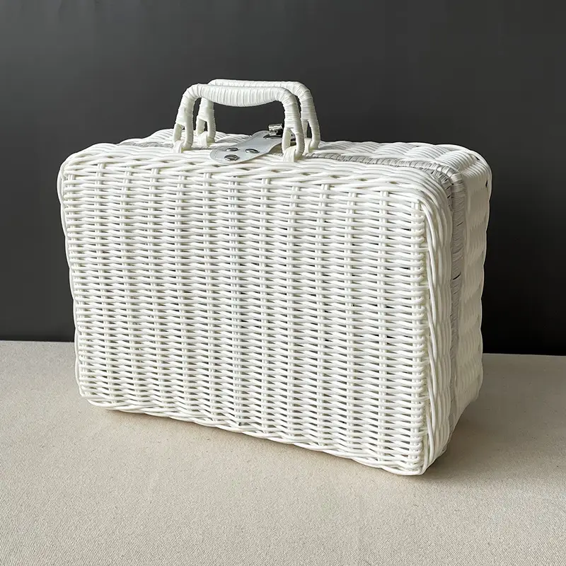 Vintage Woven Gift Box for Wedding & Outdoor Use - Image 13