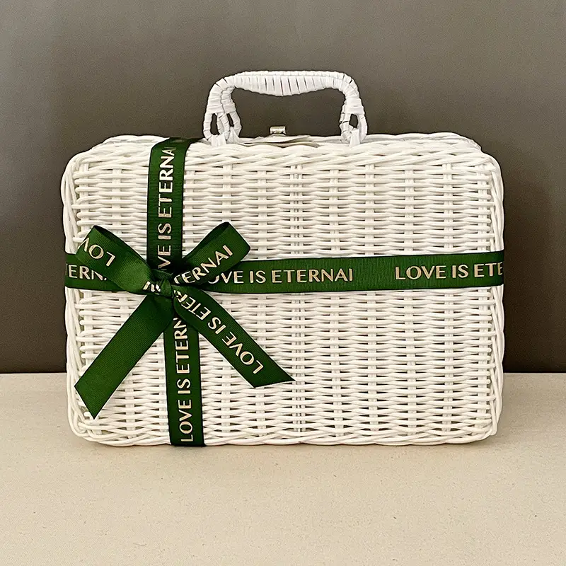 Vintage Woven Gift Box for Wedding & Outdoor Use — feature 22