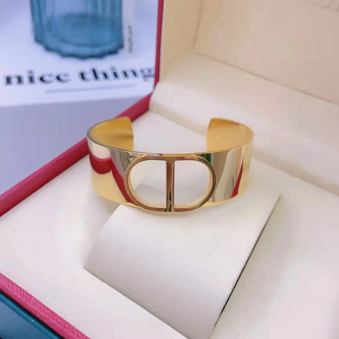 Titanium Bracelet with Diamond Set for Women - Image 15
