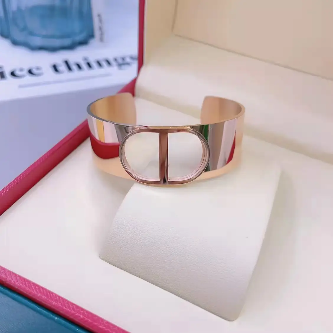 Titanium Bracelet with Diamond Set for Women - Image 16