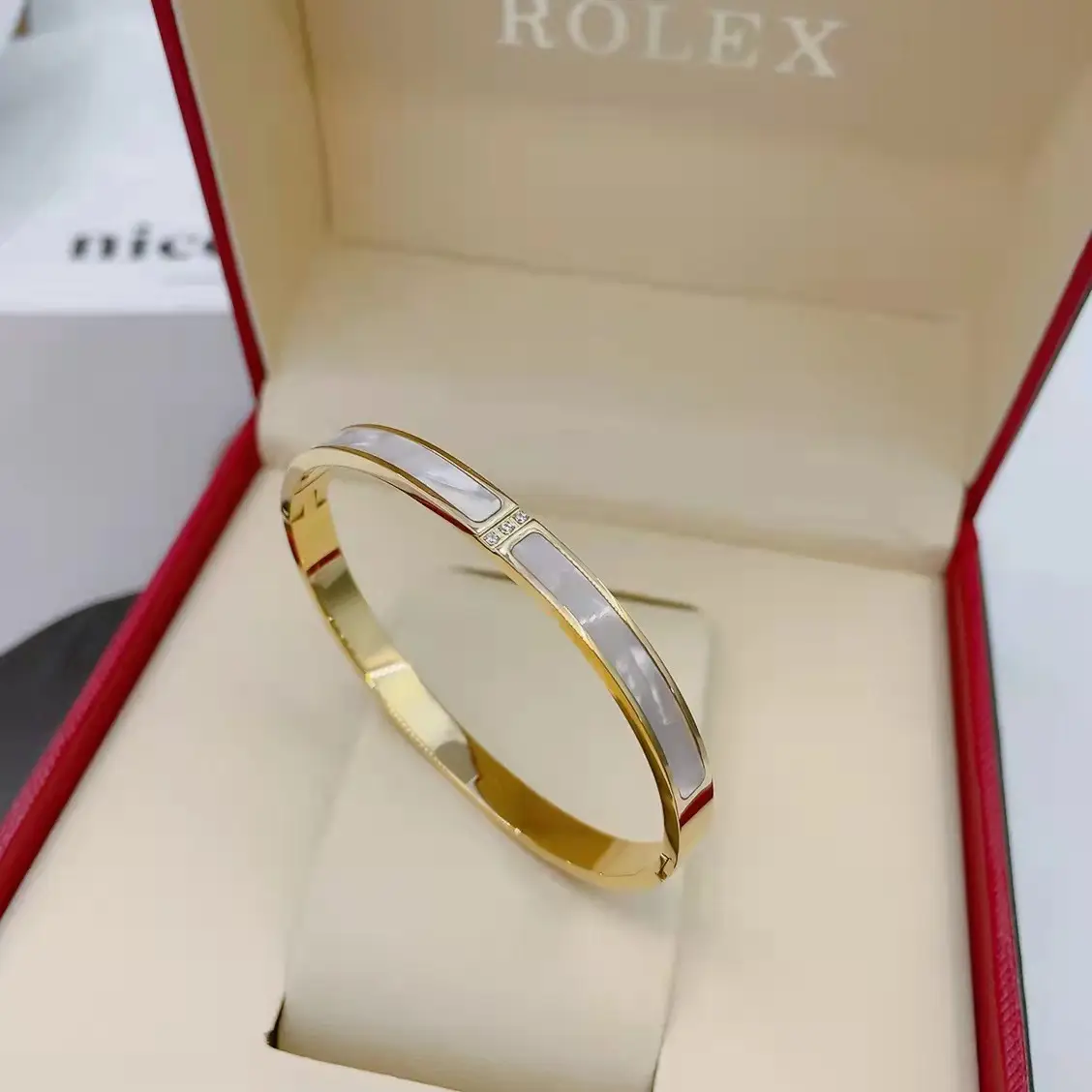 Titanium Bracelet with Diamond Set for Women - Image 6