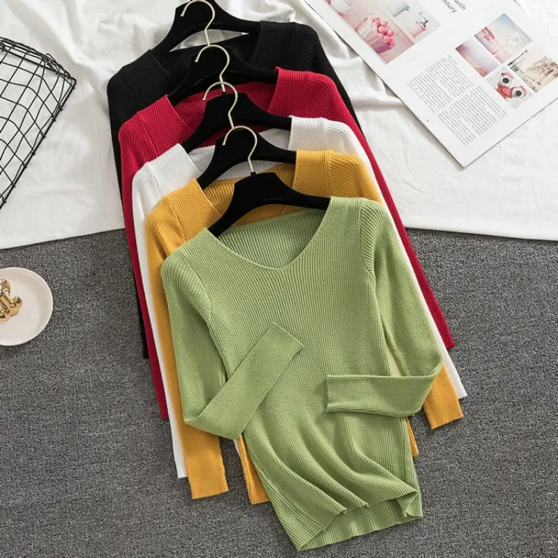 Women V-neck Knitted Sweater Green Long Sleeve - Image 2
