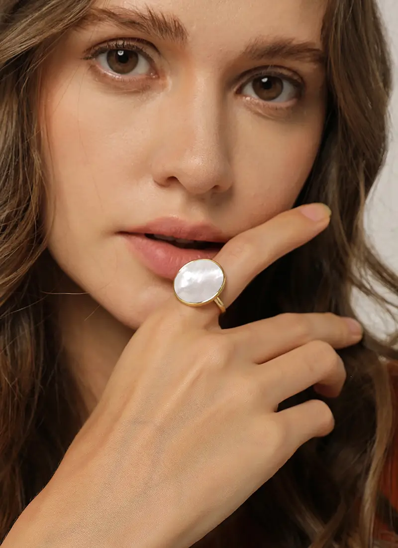 Retro Shell Round Gold Ring for Women - Image 6