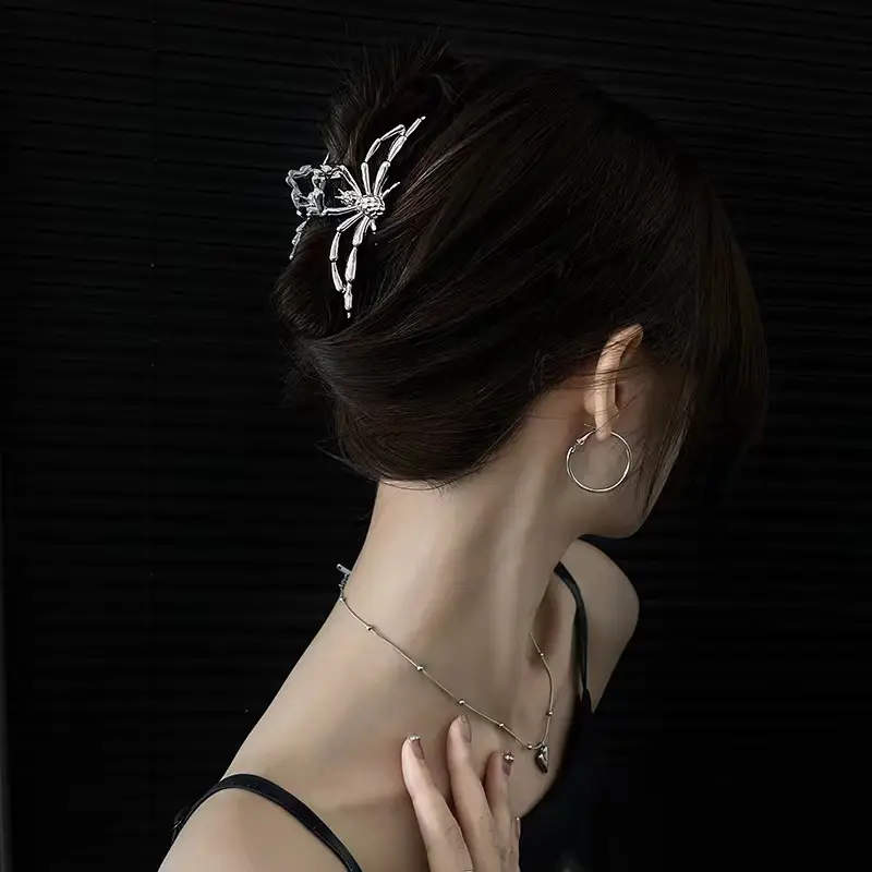 New Spider Hair Clip for Women & Girls — feature 1