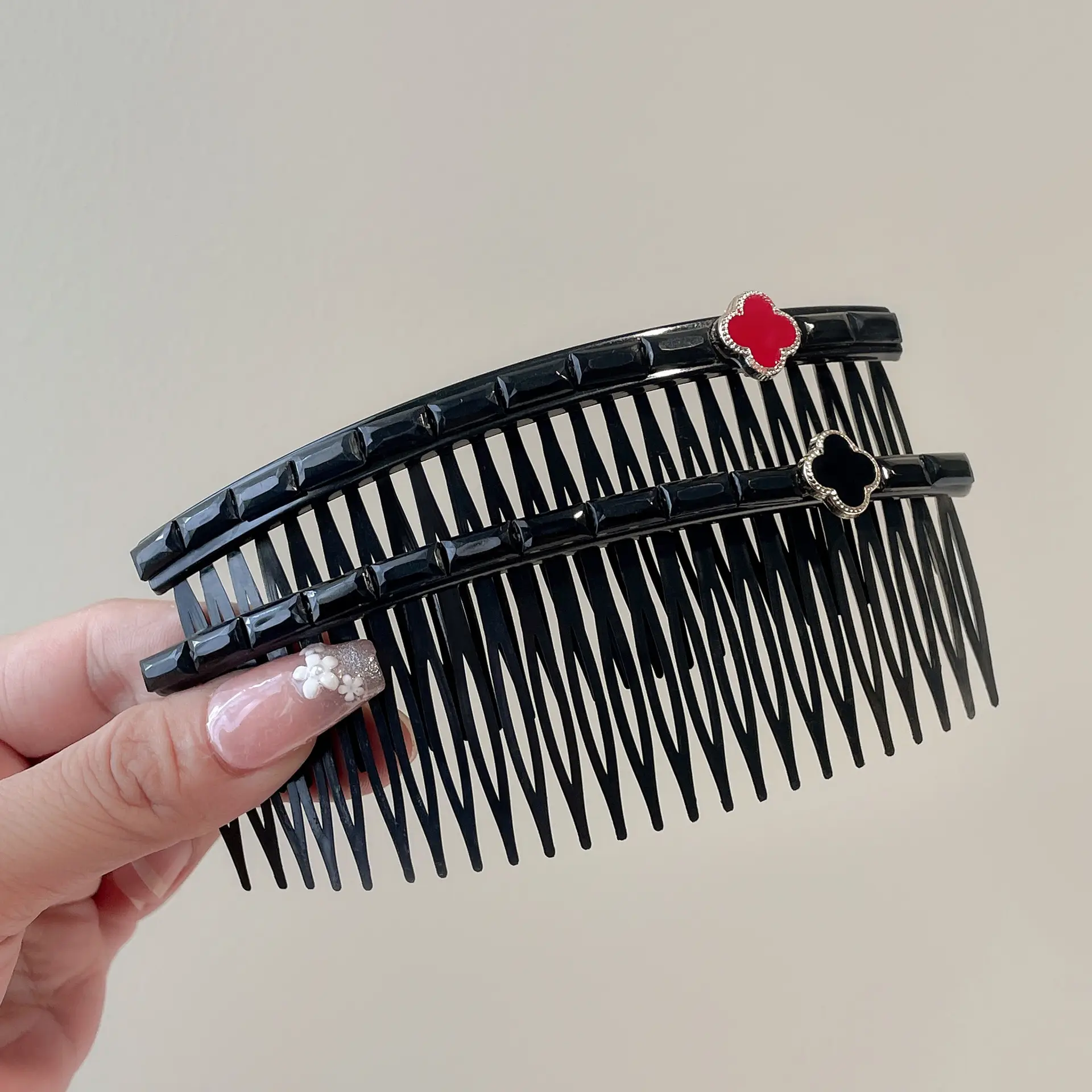 Pearl Hair Comb with Gold Plated Design - Image 12