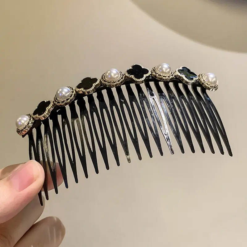 Pearl Hair Comb with Gold Plated Design - Image 5
