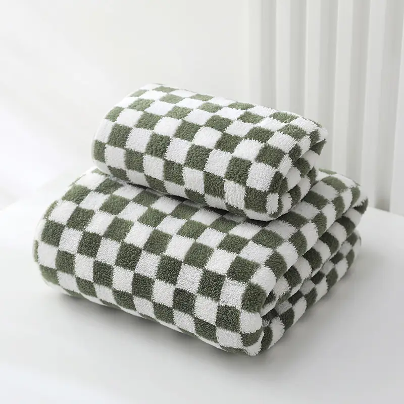 Coral Fleece Checkerboard Bath Towel Large Soft Absorbent - Image 3