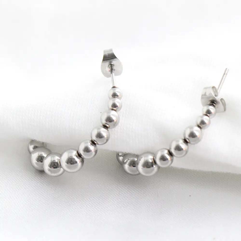 26mm Round Beads Earrings 18K Gold Stainless Steel C-Shaped — feature 7