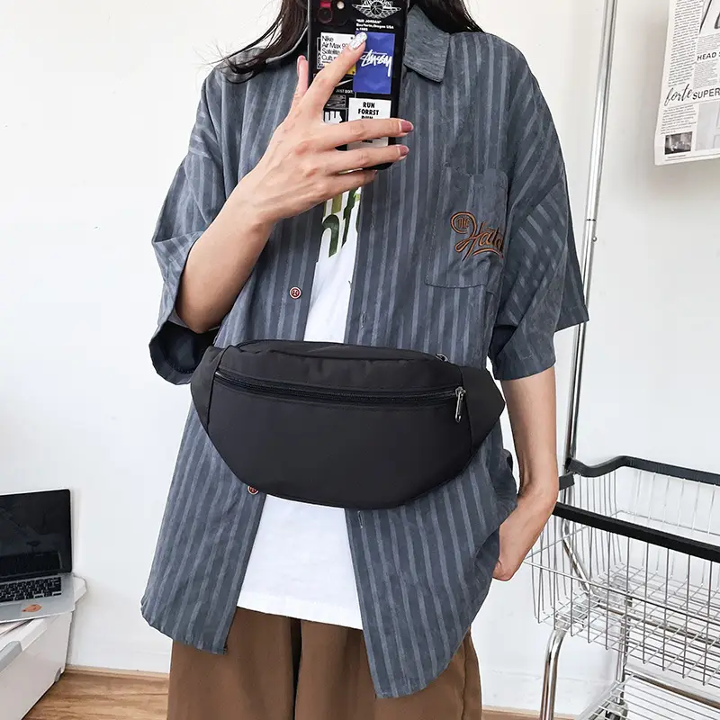 Men's Trendy Blue Star Crossbody Bag White T-Shirt - Image 3