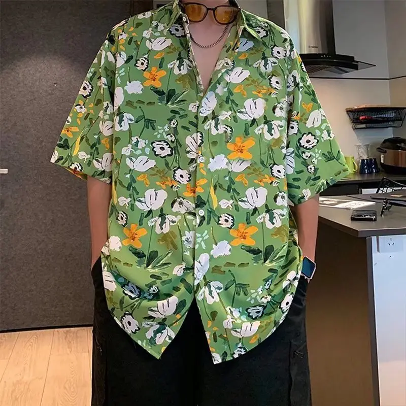 Men's Green Leaf Print Short Sleeve Shirt - Image 14