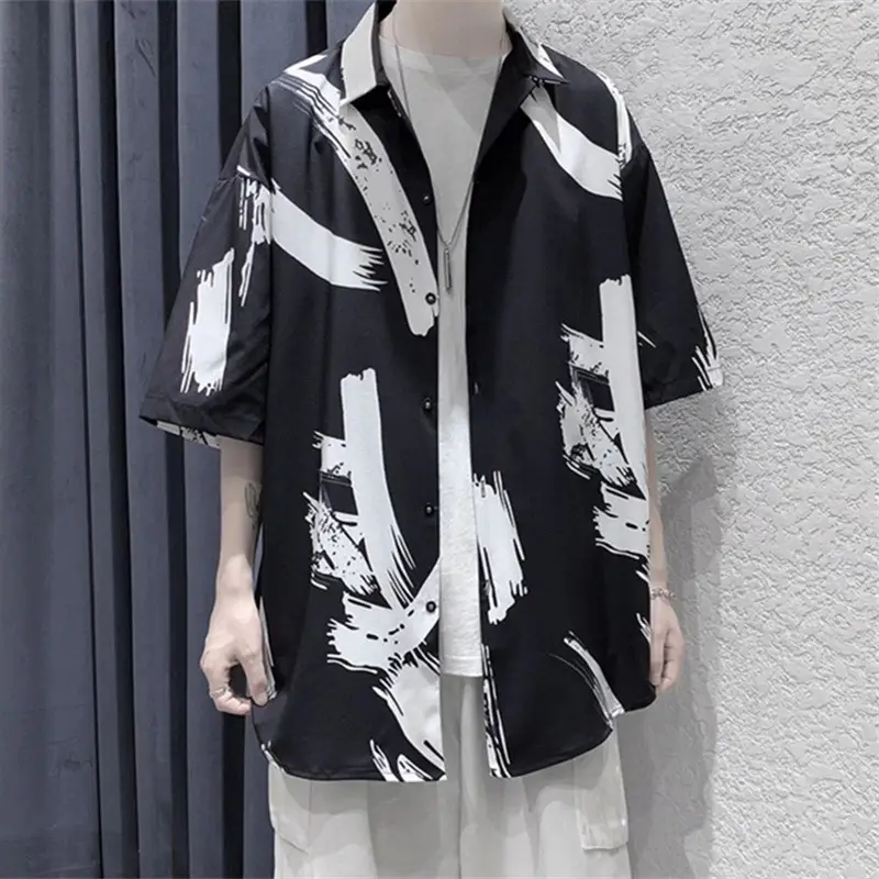 Men's Green Leaf Print Short Sleeve Shirt - Image 2