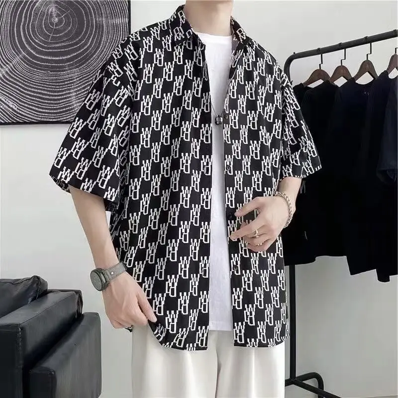 Men's Green Leaf Print Short Sleeve Shirt - Image 9