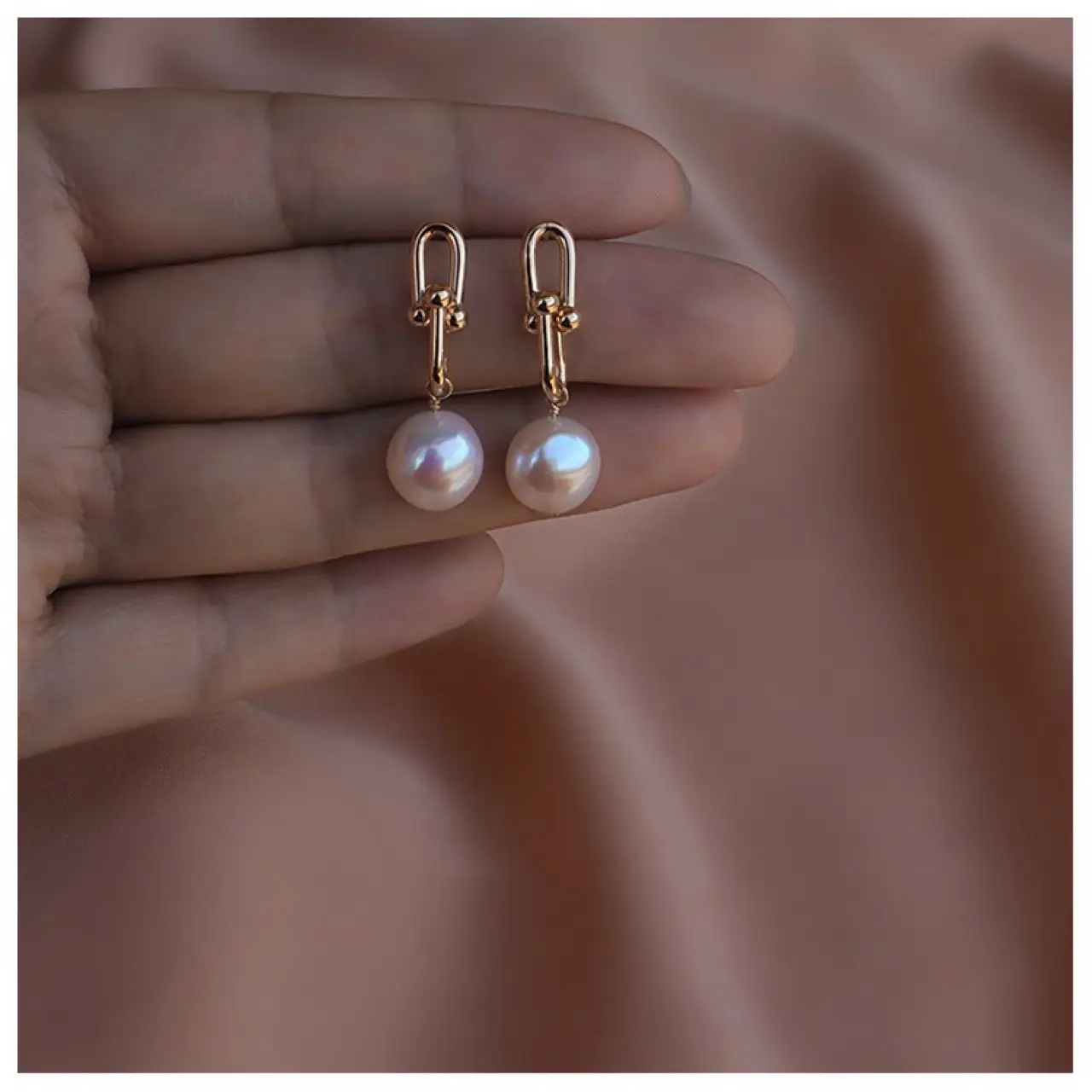 Natural Pearl Earrings 14K Gold Large Chain Style - Image 3