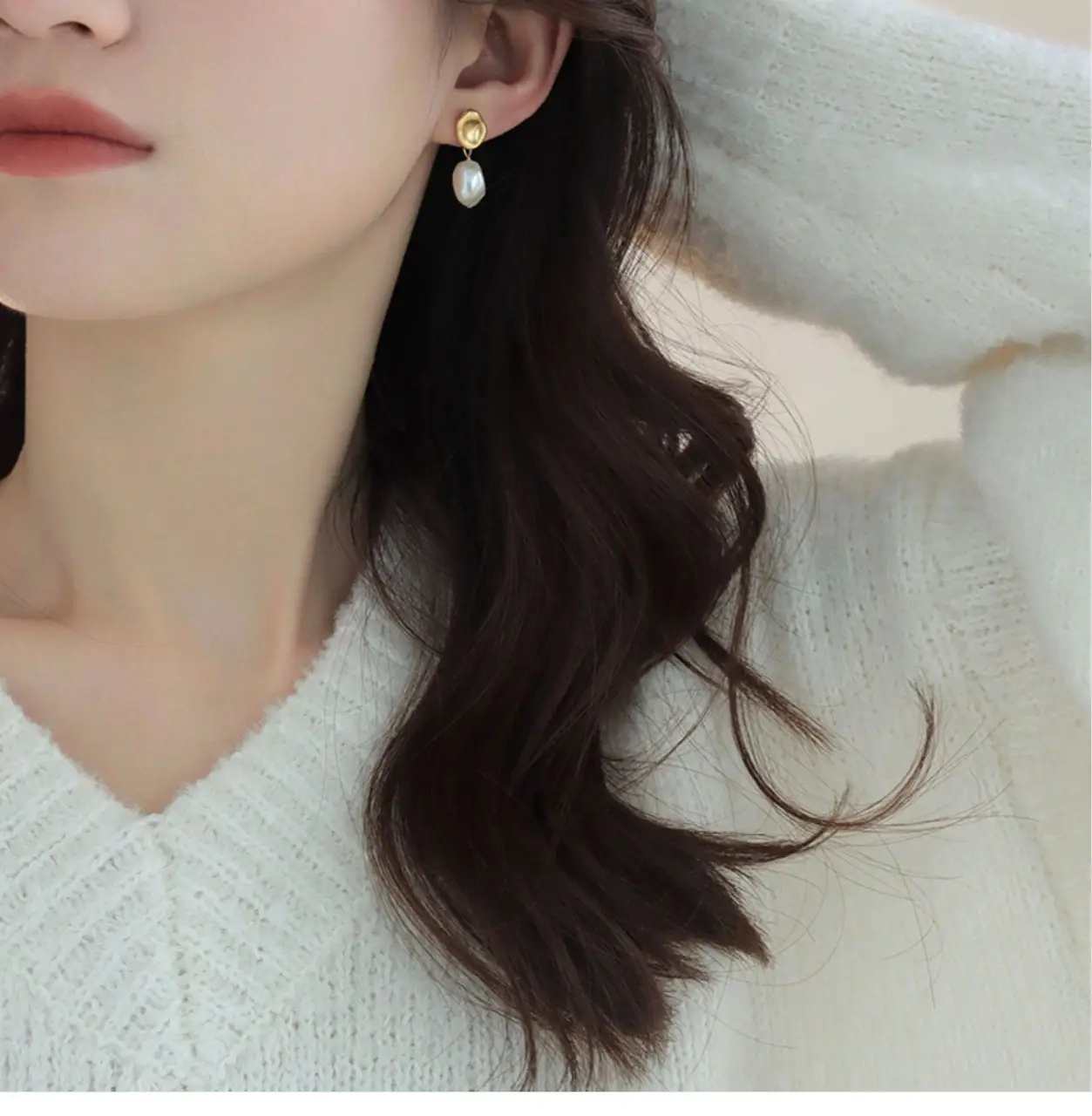 Natural Pearl Earrings with Gold Plated Needle Design — feature 10