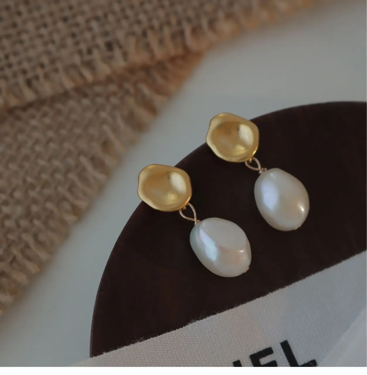 Natural Pearl Earrings with Gold Plated Needle Design — feature 9