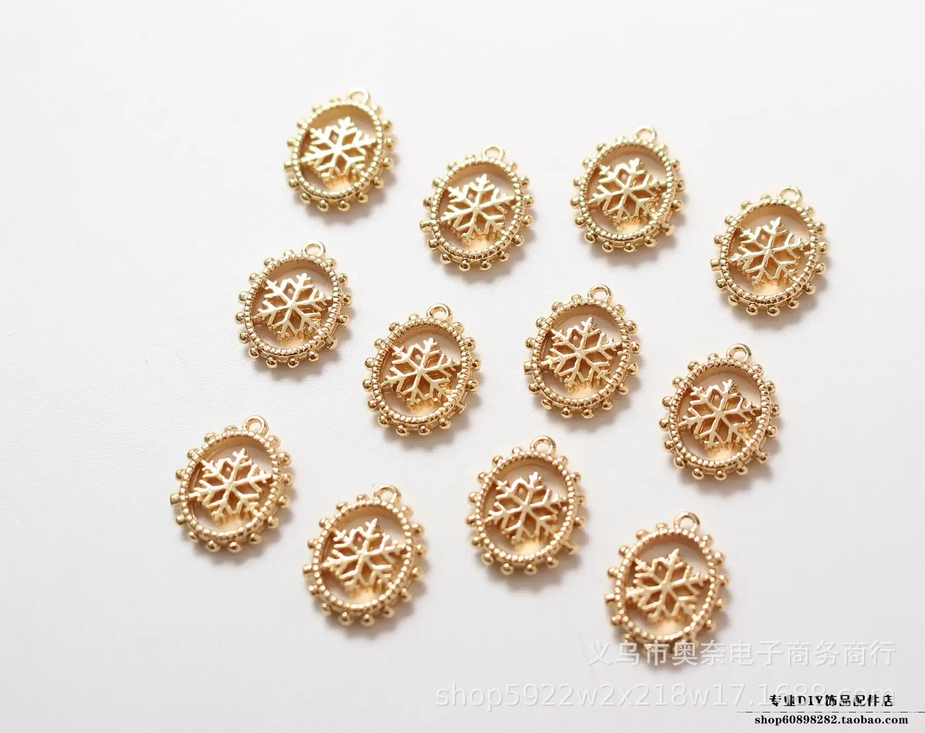 Golden Apple Design Winding Earrings Bracelet Set - Image 4