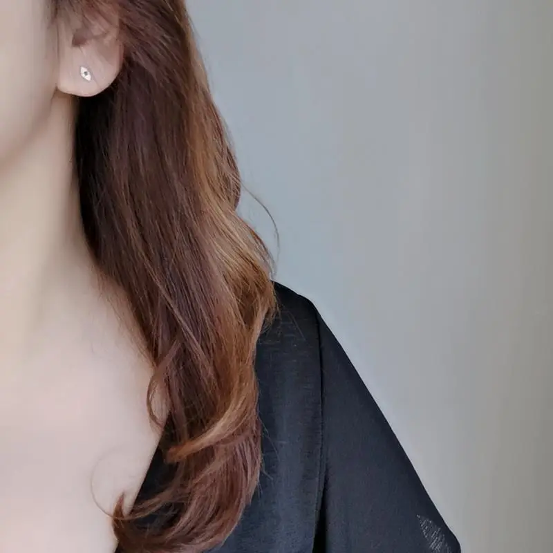 Korean Dongdaemun Devil's Eyes Earrings 925 Sterling Silver — feature 2