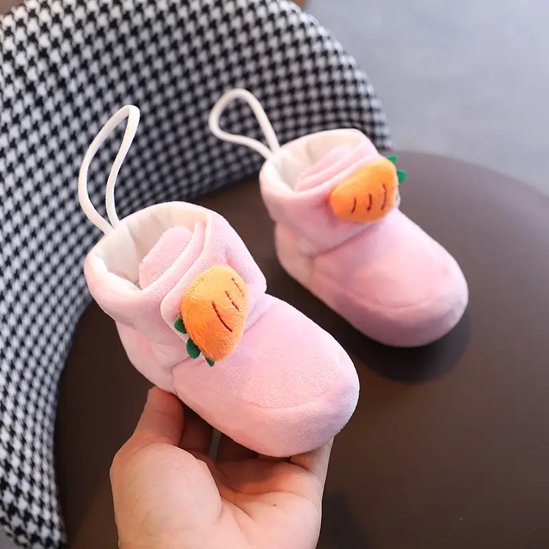 Newborn Peach-Decorated Soft Socks 0-1 Year