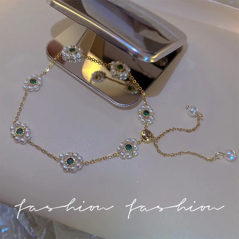 Vintage Flower Titanium Steel Bracelet with Emerald Pearl Pendant - Image 4