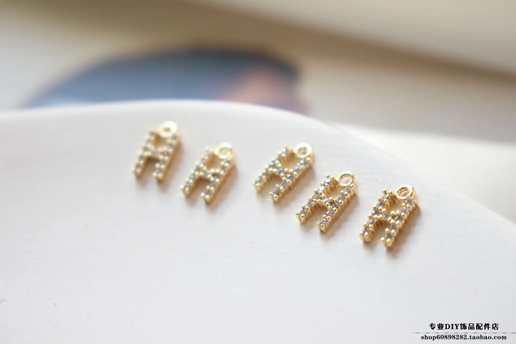 Copper Plated 18K Gold Zircon Earrings Bracelet Set — feature 20