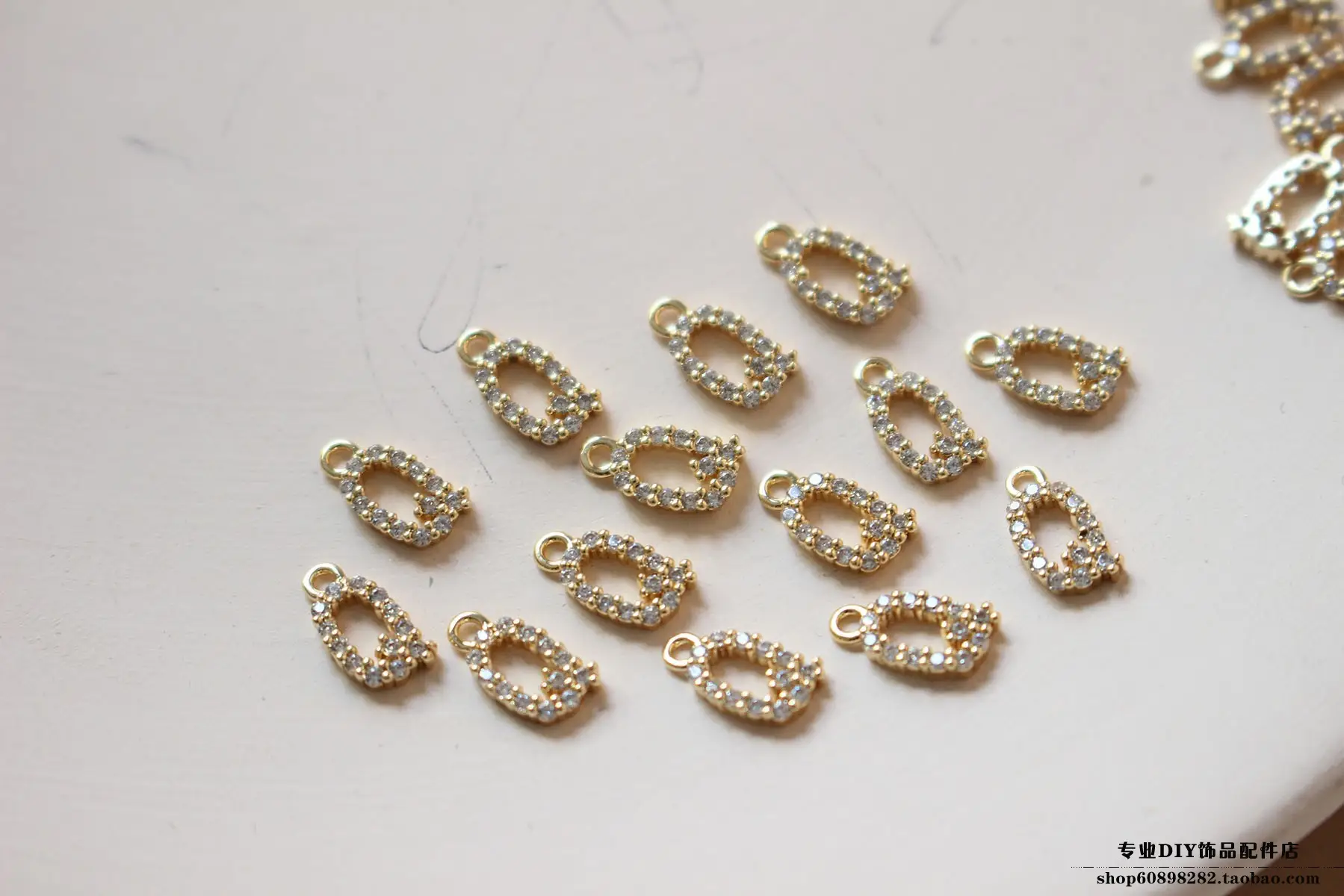 Copper Plated 18K Gold Zircon Earrings Bracelet Set — feature 38