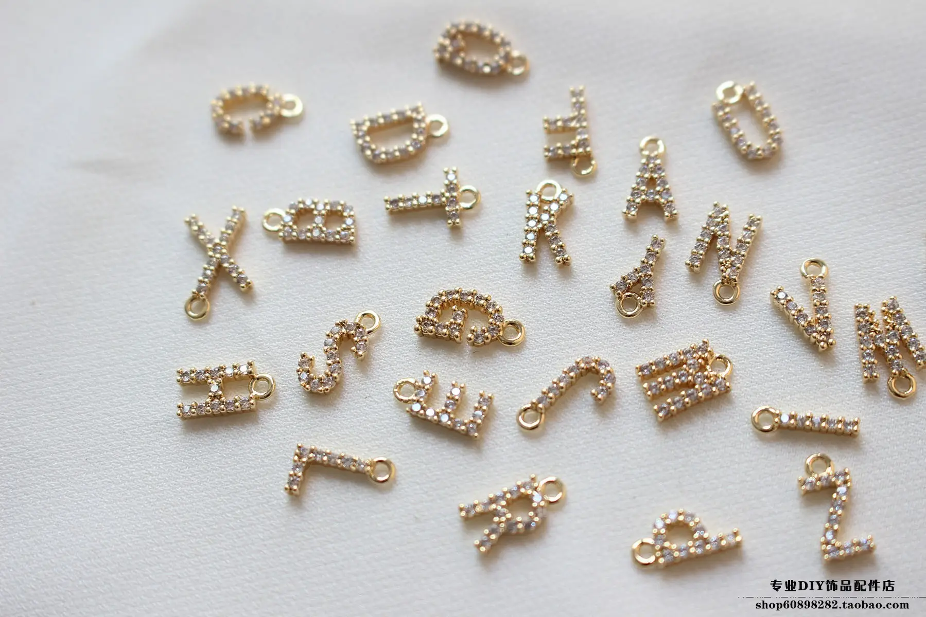 Copper Plated 18K Gold Zircon Earrings Bracelet Set — feature 6
