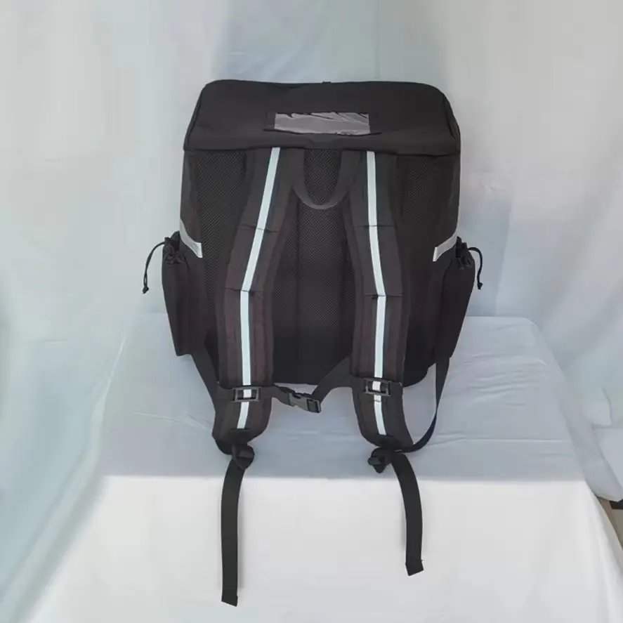 Large Capacity Outdoor Ice Pack Insulated Bag - Image 4