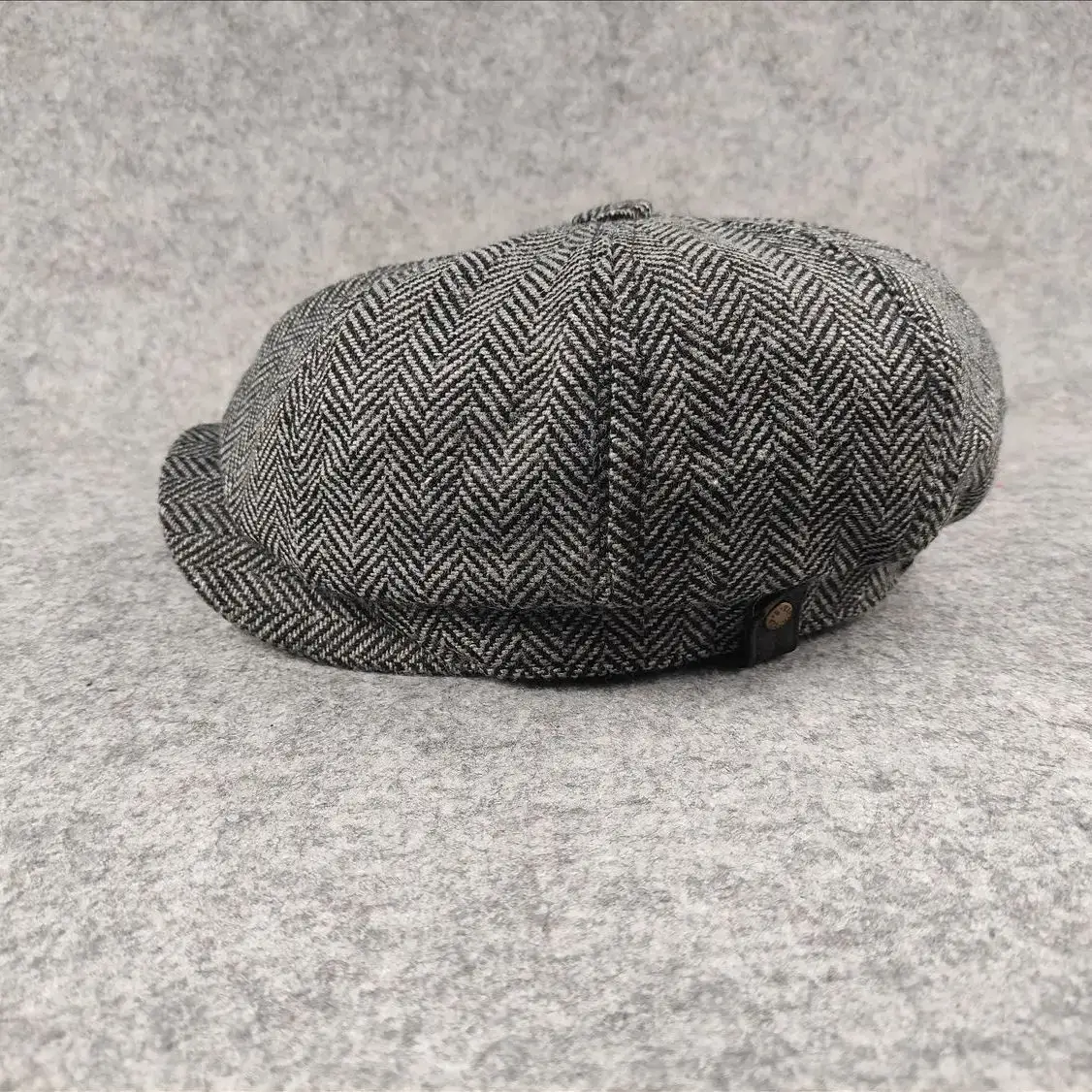 Men's Brown Herringbone Cap Large Circumference - Image 3