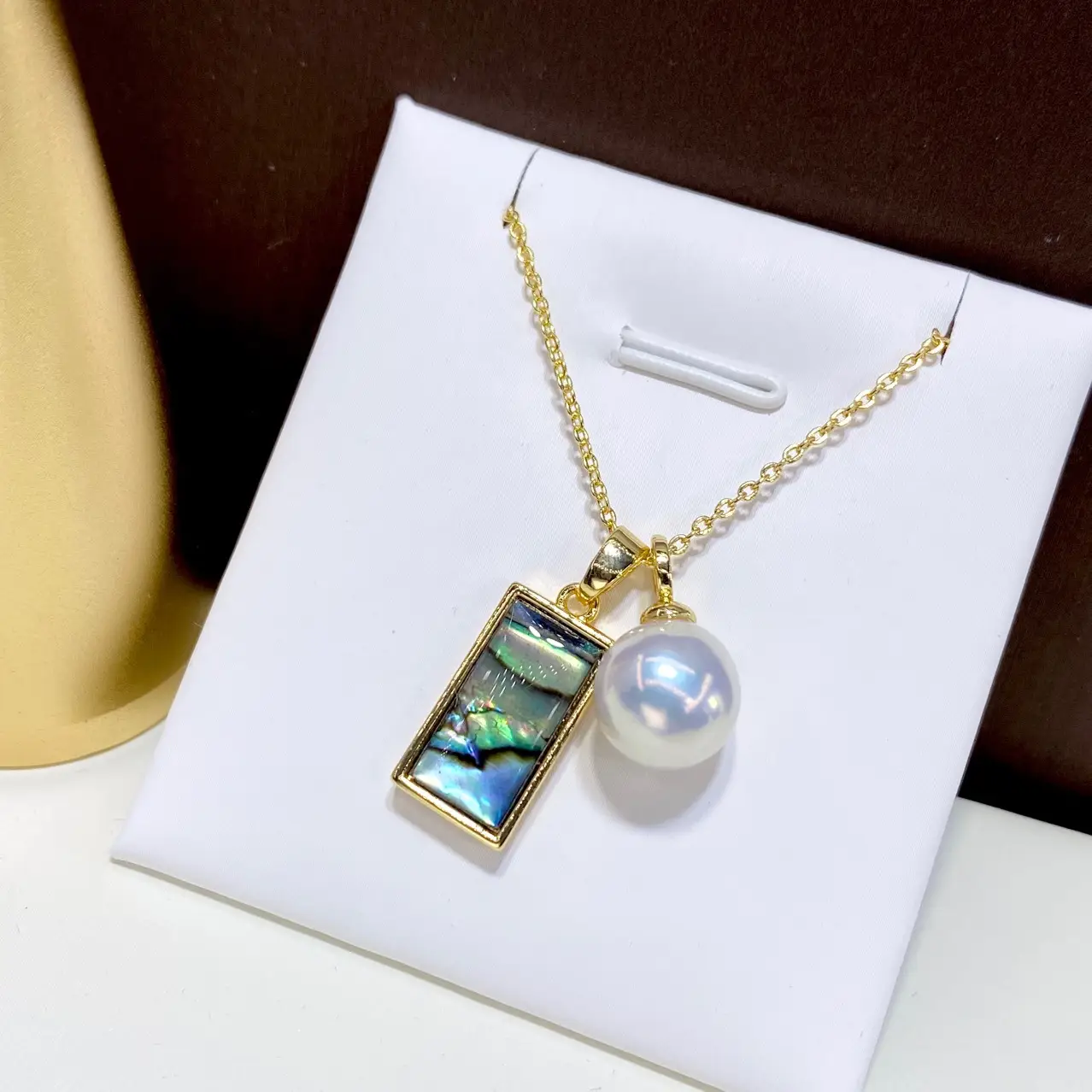 Pearl & Abalone Pearl Necklace 18K Gold Plated - Image 2