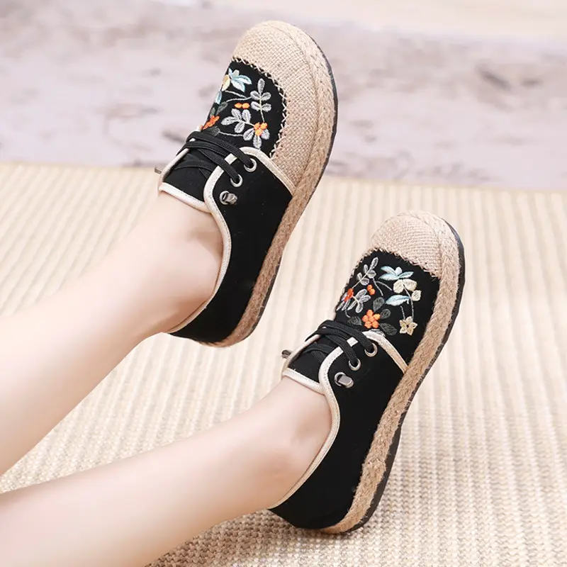 Spring and Autumn New Fisherman Shoes Old Beijing Cloth Shoes Women's Ethnic Style Embroidered Shoes Slip-on Lazy Casual Big Head Shoes - Image 5