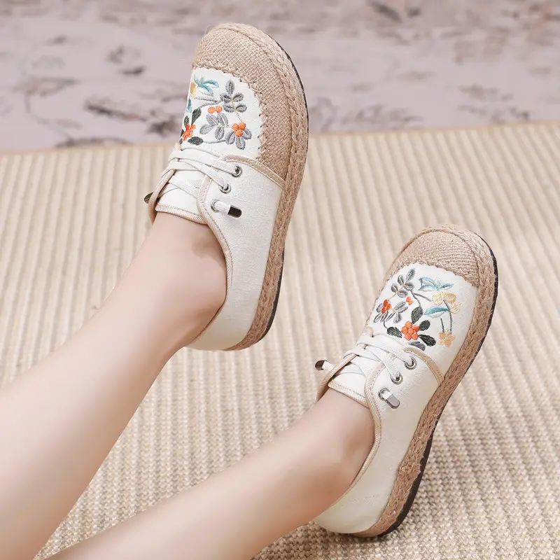 Spring and Autumn New Fisherman Shoes Old Beijing Cloth Shoes Women's Ethnic Style Embroidered Shoes Slip-on Lazy Casual Big Head Shoes - Image 7