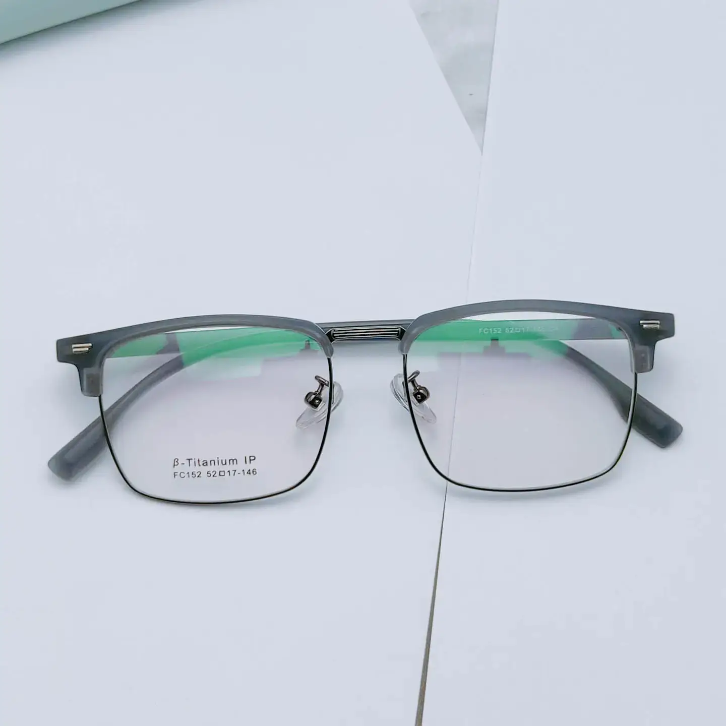 Men's Square Transparent Eyebrow Glasses Wholesale