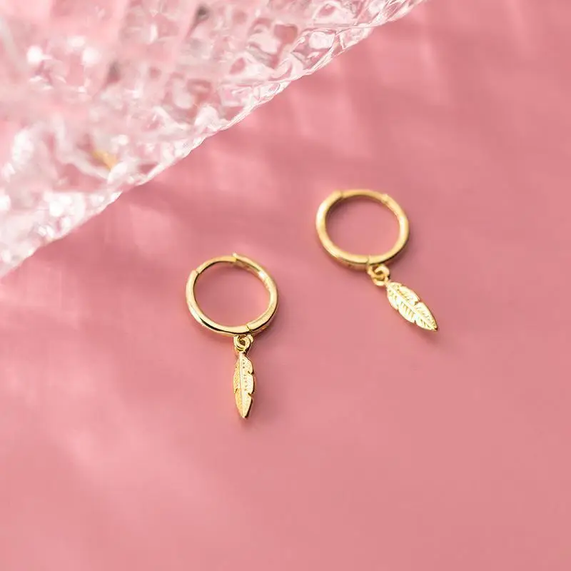 S925 Silver Leaf Sweet Ear Buckle Korean Style - Image 3