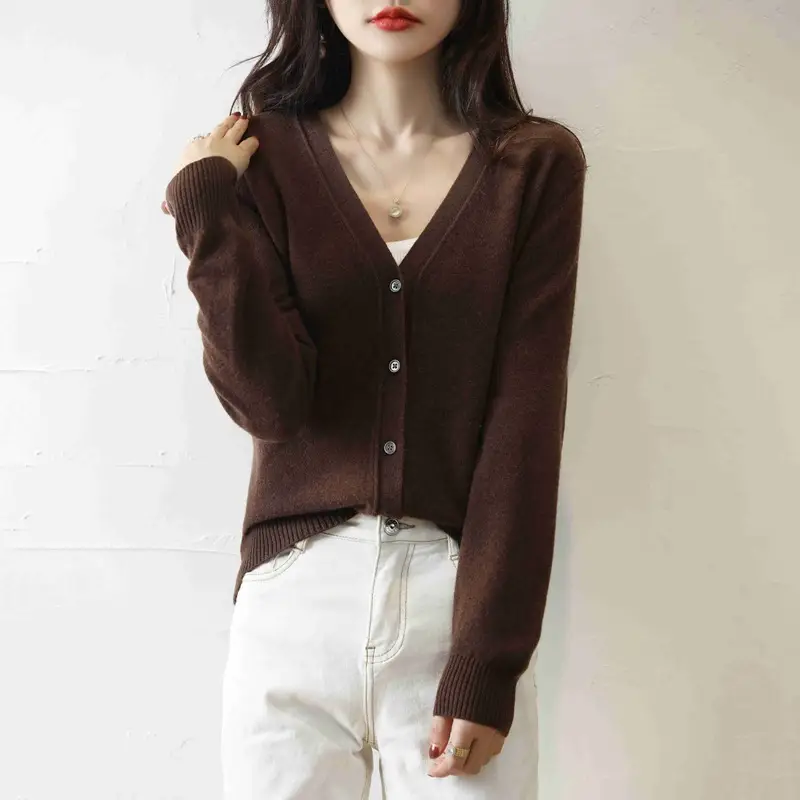 Green Knitted V-Neck Cardigan for Women - Image 14