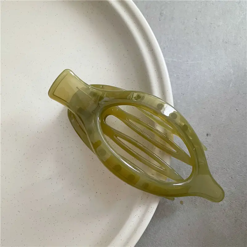 Transparent Jelly Acrylic Hairpin Clip for Women - Image 2