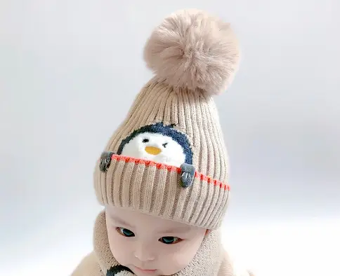 Cartoon Penguin Kidsren's Knitted Hat Winter New Kidsren's Hat Baby Warm Scarf Set Baby Woolen Hat