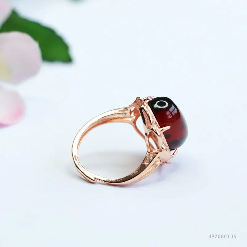 Guan Yu Natural Blood Amber Ring Water Purifying — feature 8