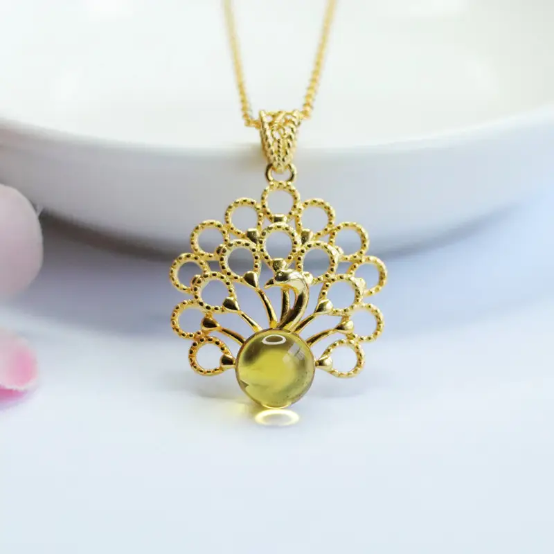 Guan Yu S925 Silver Inlaid Natural Gold Amber Pendant Necklace — feature 4