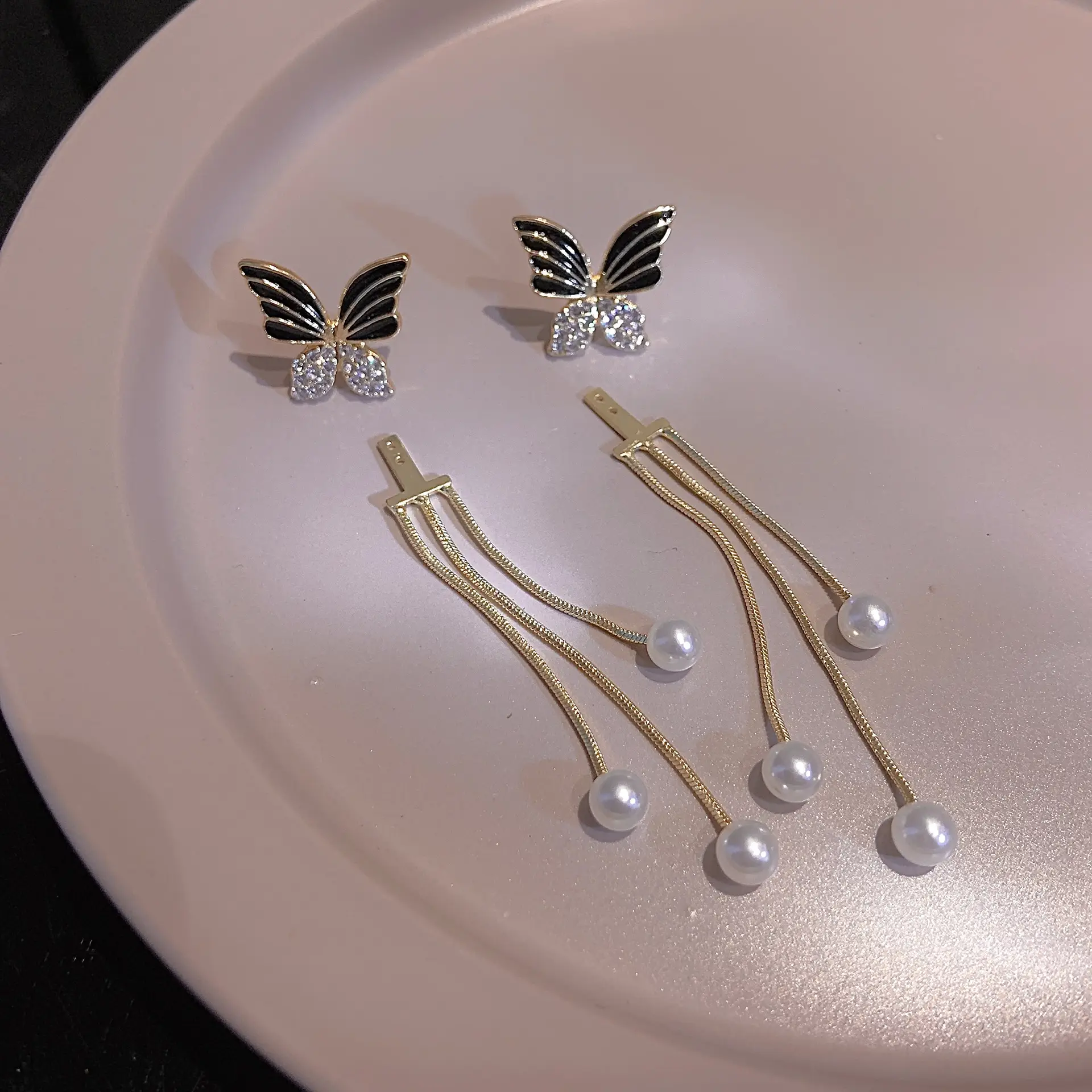 Black Butterfly Pearl Earrings for Women - Image 4