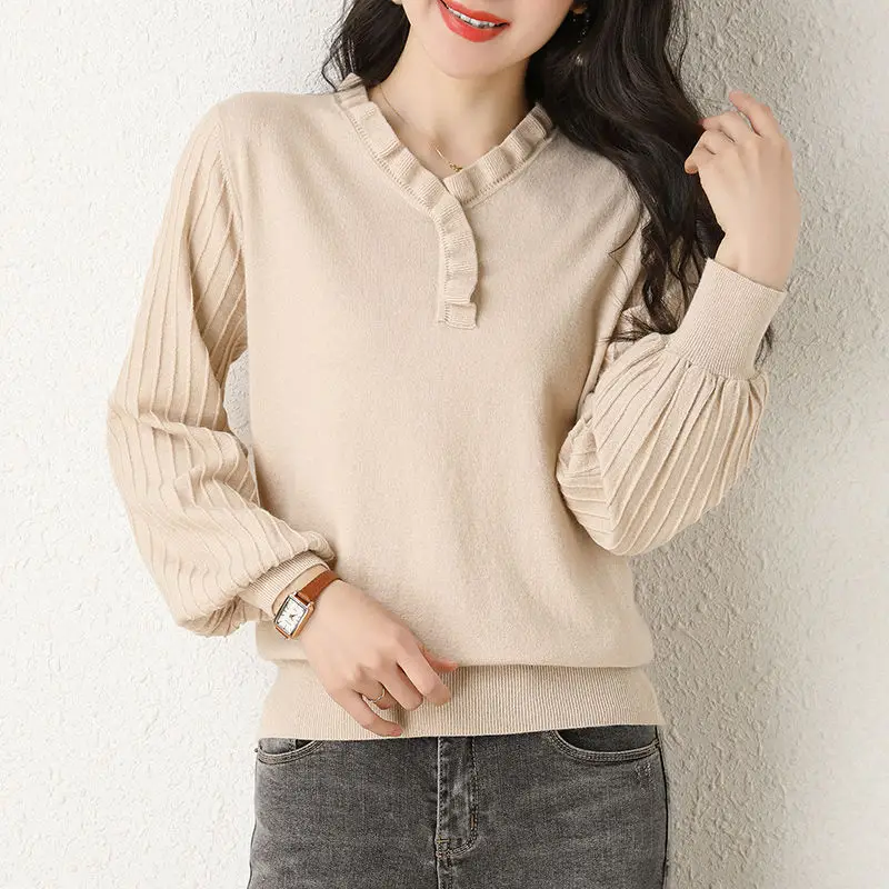Women's Red V-Neck Knitted Sweater Autumn 2022