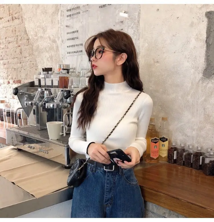 2022 Long-sleeve Black Half-Turtleneck Sweater for Women — feature 29