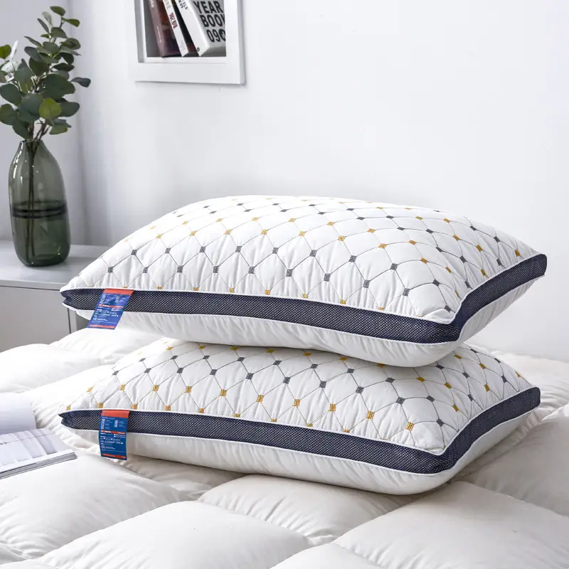 Gypsophila Velvet Pillow Core with Feather Edge - Image 2
