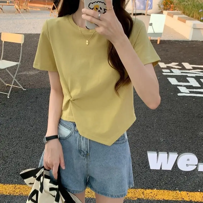 Women Asymmetrical Tie-Top T-Shirt White Denim Shorts - Image 15
