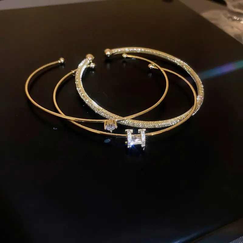Emerald Square Diamond Bracelet Light Luxury Open Design - Image 10